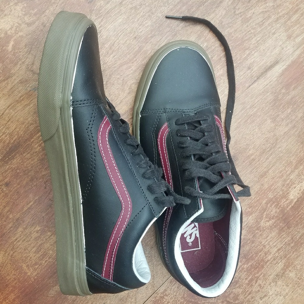 Brand new leather Vans